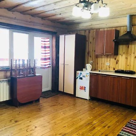 у віти номер2 Synevyrs'ka Polyana